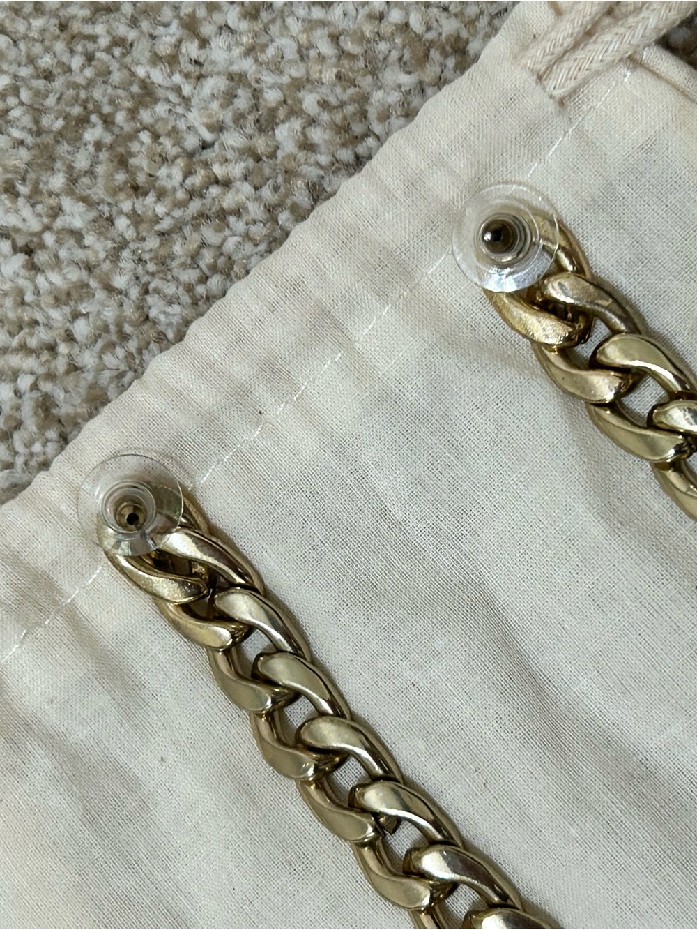 NEVER WORN Gold Tone Chunky Chain Drop Earrings - Picture 4 of 5